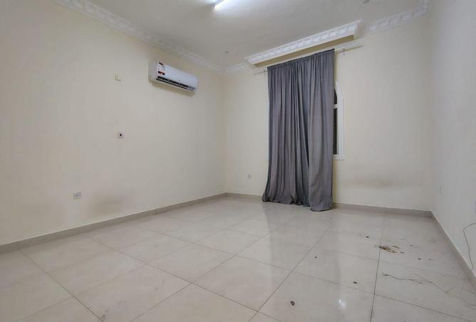56416295 - Property Image 3
