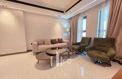 Apartment - 1 Bedroom - 2 Bathrooms for rent in West Walk - Al Waab - Doha