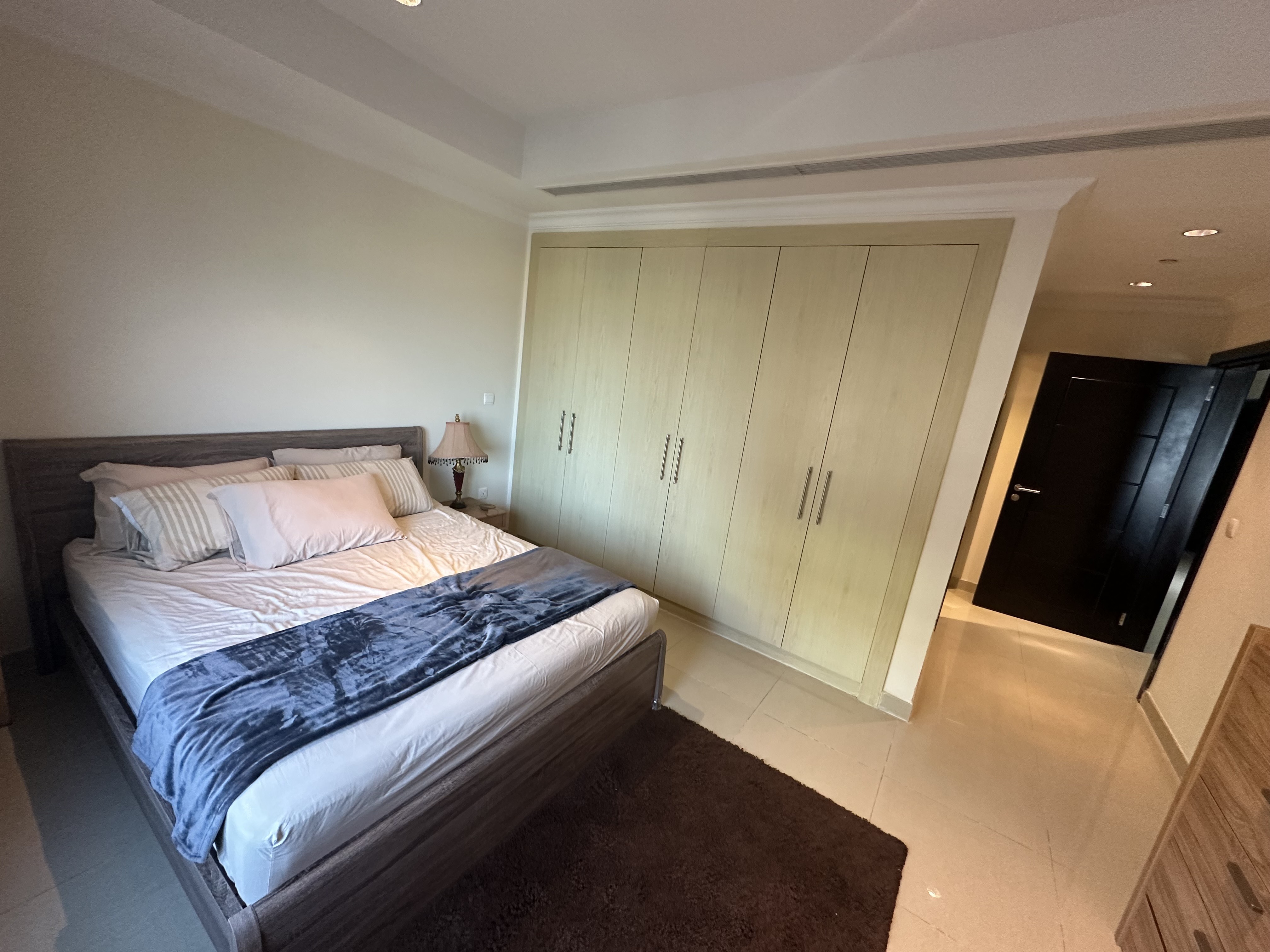 1 Bedroom Fully Furnished Side Sea View thumbnail 5