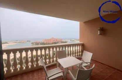 شقة - 3 غرف نوم - 4 حمامات للايجار في طريق بورتو الغربي - بورتو أرابيا - جزيرة اللؤلؤة - الدوحة