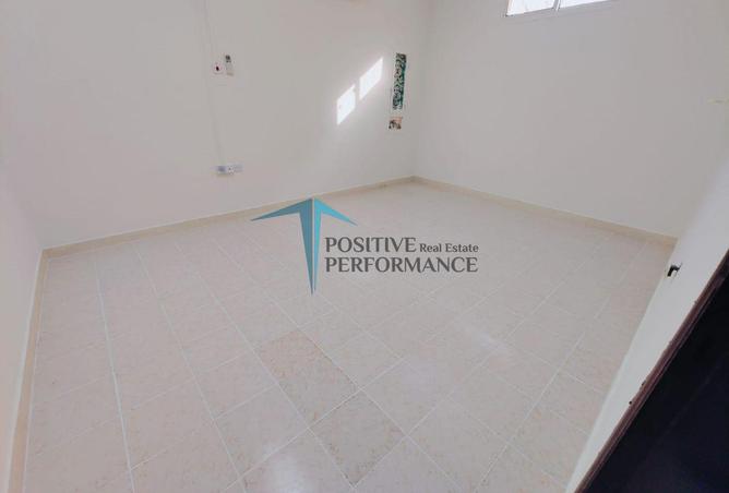 1003930 - Property Image 3