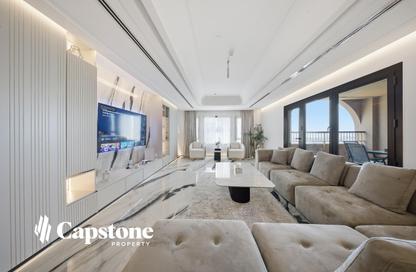 Apartment - 1 Bedroom - 3 Bathrooms for sale in Marina Gate - Porto Arabia - The Pearl Island - Doha