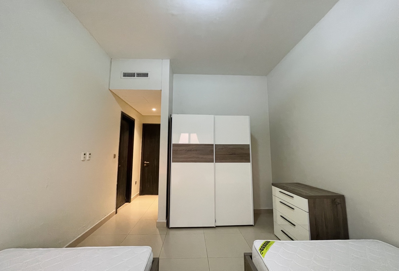 Well Designed 2BR | Fox Hills Residence thumbnail 8
