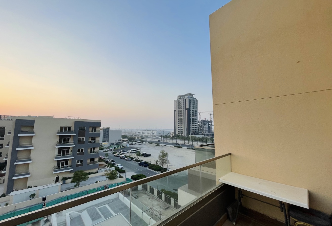 Well Designed 2BR | Fox Hills Residence thumbnail 17
