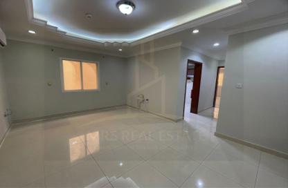 Apartment - 2 Bedrooms - 2 Bathrooms for rent in Al Zubair Bakkar Street - Al Sadd - Doha