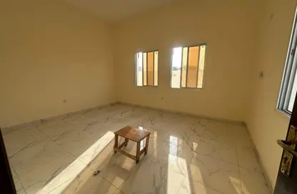 شقة - غرفة نوم - 1 حمام للايجار في العزيزية - العزيزية - الدوحة شقة - غرفة نوم - 1 حمام للايجار في العزيزية - العزيزية - الدوحة