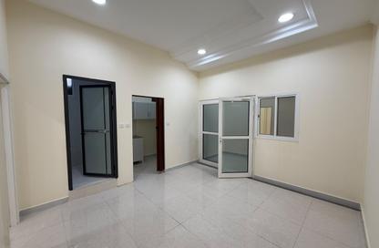 Apartment - 1 Bedroom - 1 Bathroom for rent in Al Gharrafa - Al Gharrafa - Doha