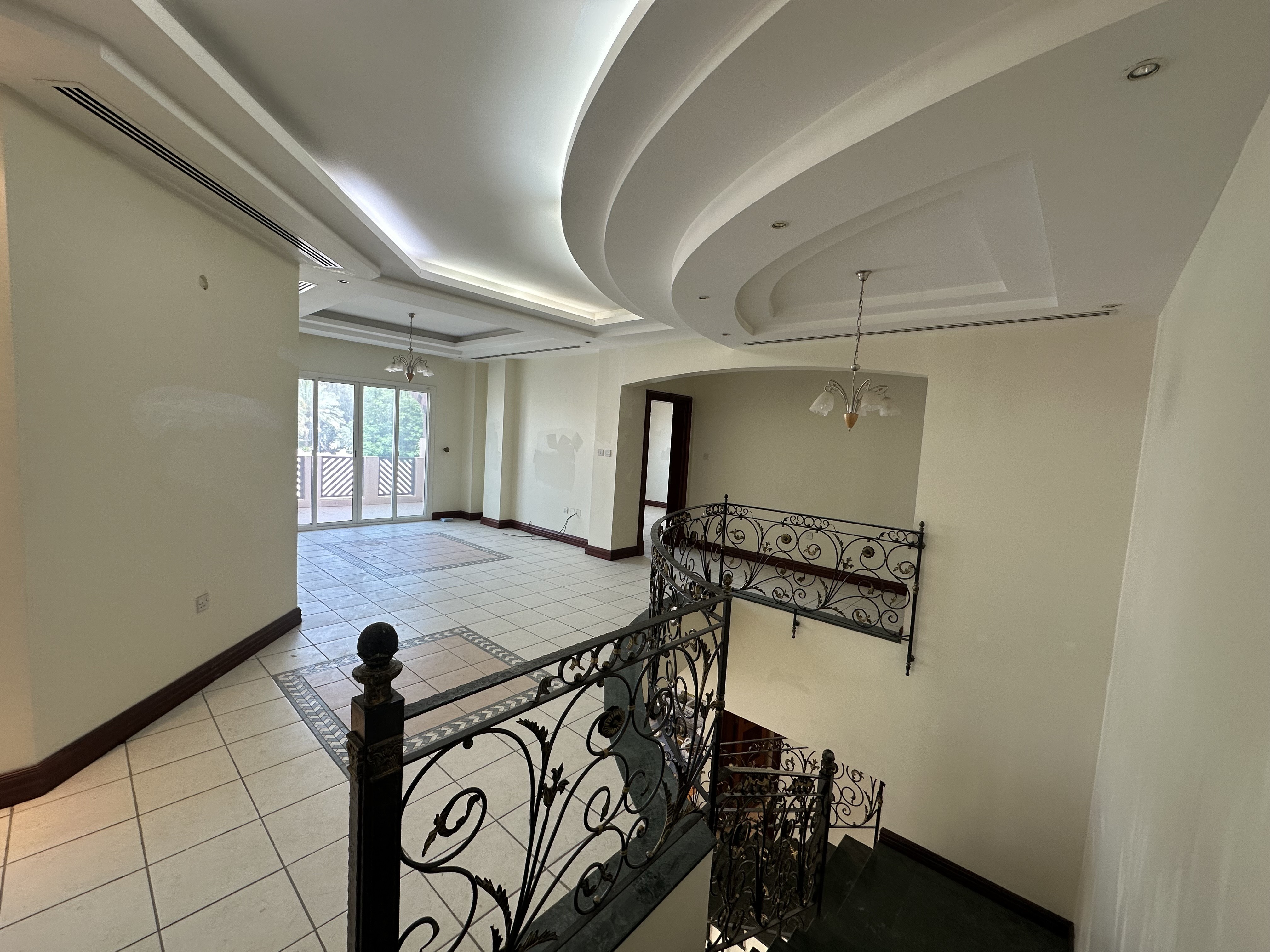 5 Bedroom Villa Duplex Ultra Luxury Park View thumbnail 17