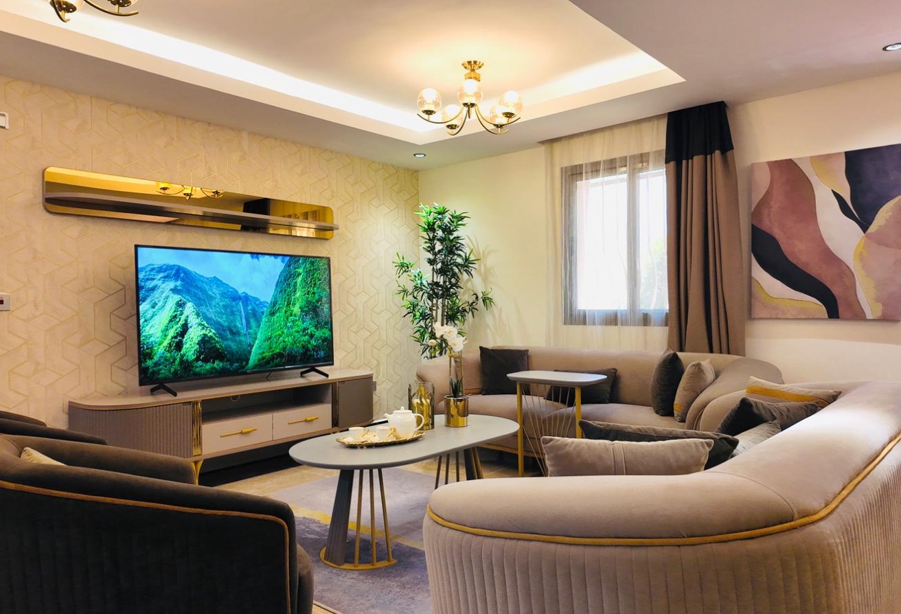 Perfect Investment  Elegant 5BR Villa in Al Wukair thumbnail 3