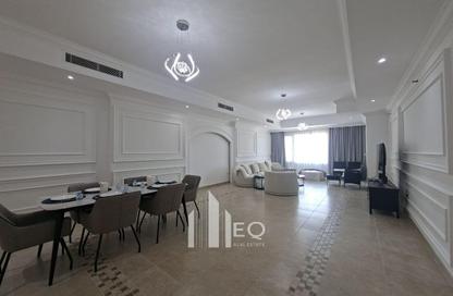 Apartment - 1 Bedroom - 2 Bathrooms for rent in West Porto Drive - Porto Arabia - The Pearl Island - Doha