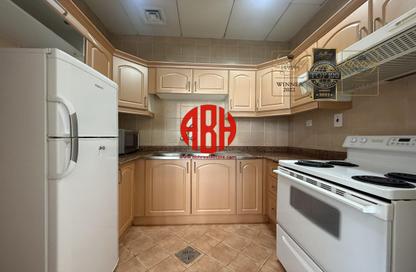 Apartment - 1 Bedroom - 2 Bathrooms for rent in West Bay Tower - West Bay - West Bay - Doha