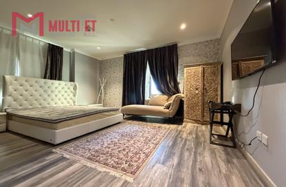 Apartment - 2 Bedrooms - 3 Bathrooms for rent in East Porto Drive - Porto Arabia - The Pearl Island - Doha