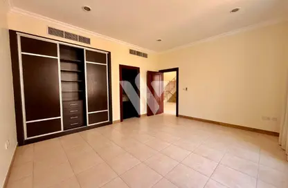 Apartment - 5 Bedrooms - 6 Bathrooms for rent in Legtaifiya Lagoon - West Bay - Doha Apartment - 5 Bedrooms - 6 Bathrooms for rent in Legtaifiya Lagoon - West Bay - Doha