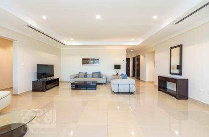 Apartment - 3 Bedrooms - 4 Bathrooms for rent in Regency Pearl 1 - Regency Pearl 1 - The Pearl Island - Doha Apartment - 3 Bedrooms - 4 Bathrooms for rent in Regency Pearl 1 - Regency Pearl 1 - The Pearl Island - Doha