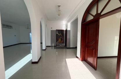 Compound - 5 Bedrooms - 5 Bathrooms for rent in Al Nuaija Street - Al Nuaija - Doha