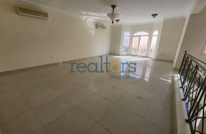 Compound - 3 Bedrooms - 2 Bathrooms for rent in Bu Hamour Street - Abu Hamour - Doha