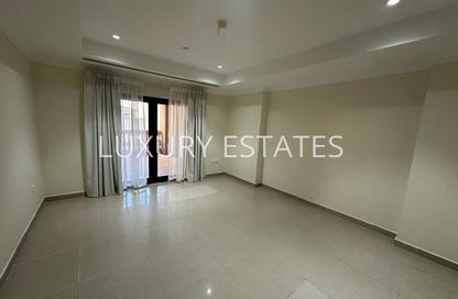 Apartment - 1 Bedroom - 2 Bathrooms for rent in West Porto Drive - Porto Arabia - The Pearl Island - Doha Apartment - 1 Bedroom - 2 Bathrooms for rent in West Porto Drive - Porto Arabia - The Pearl Island - Doha