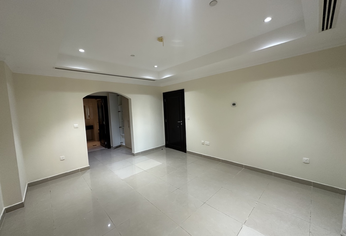1 Bedroom Semi Furnished Panoramic Sky View thumbnail 9