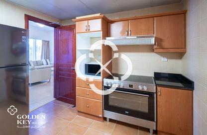 Apartment - 2 Bedrooms - 2 Bathrooms for rent in West Bay Tower - West Bay - West Bay - Doha