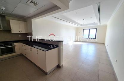Apartment - Studio - 1 Bathroom for rent in West Porto Drive - Porto Arabia - The Pearl Island - Doha