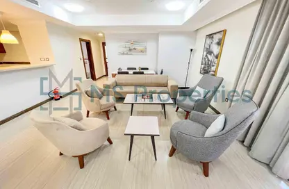 Apartment - 2 Bedrooms - 2 Bathrooms for rent in West Porto Drive - Porto Arabia - The Pearl Island - Doha