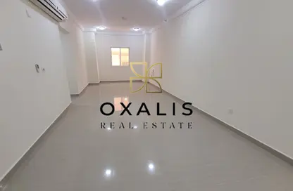 Apartment - 2 Bedrooms - 2 Bathrooms for rent in Musheireb Tower - Musheireb - Musheireb - Doha