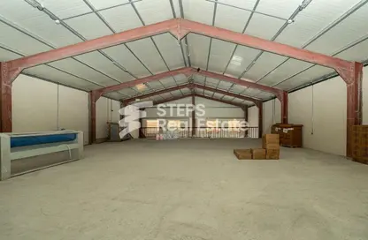 مخزن - استوديو - 8 حمامات للايجار في المنطقة الصناعية 4 - المنطقة الصناعية - المنطقة الصناعية - الدوحة