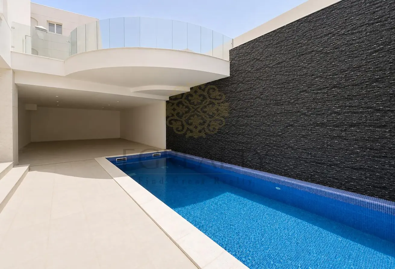64420952 - Property Main Image