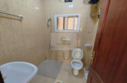 Apartment - 2 Bedrooms - 2 Bathrooms for rent in Al Mansoura - Al Mansoura - Doha