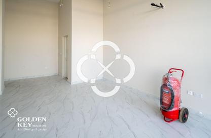 Shop - Studio - 1 for rent in Al Markhiya Street - Al Markhiya - Doha