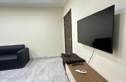 Apartment - 1 Bedroom - 1 Bathroom for rent in Al Dafna - Al Dafna - Doha