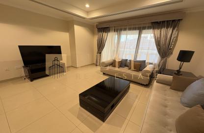 Apartment - 1 Bedroom - 2 Bathrooms for rent in West Porto Drive - Porto Arabia - The Pearl Island - Doha