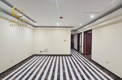 Apartment - 2 Bedrooms - 2 Bathrooms for rent in Al Mansoura - Al Mansoura - Doha