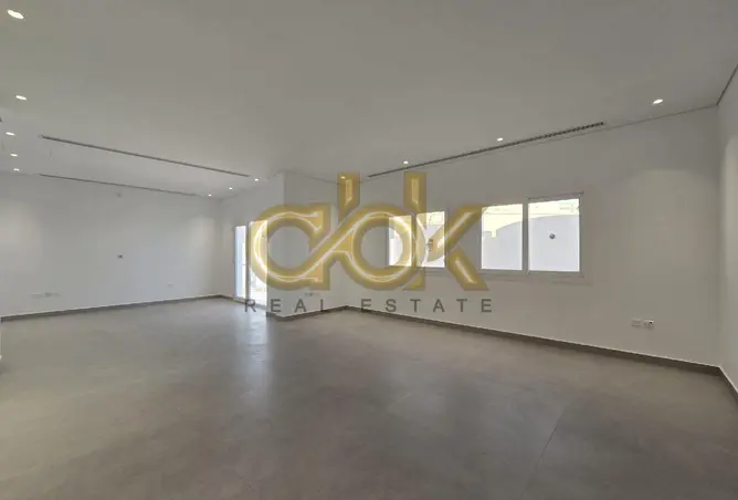 60781677 - Property Image 3