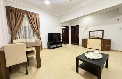 Apartment - 2 Bedrooms - 2 Bathrooms for rent in Thabit Bin Zaid Street - Al Mansoura - Doha