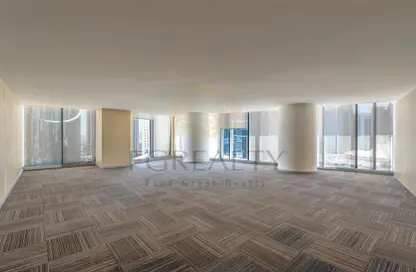 مساحات مكتبية - 3 غرف نوم - 2 حمامات للايجار في برج وست باي - الخليج الجنوبي - الخليج الغربي - الدوحة