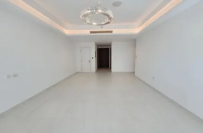 شقة - 2 غرف نوم - 3 حمامات للايجار في كريستال ريزيدنس - جزيرة جيوان - جزيرة اللؤلؤة - الدوحة