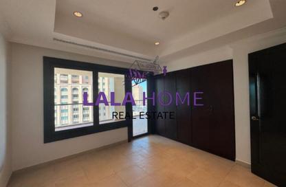 Apartment - 2 Bedrooms - 3 Bathrooms for sale in East Porto Drive - Porto Arabia - The Pearl Island - Doha Apartment - 2 Bedrooms - 3 Bathrooms for sale in East Porto Drive - Porto Arabia - The Pearl Island - Doha