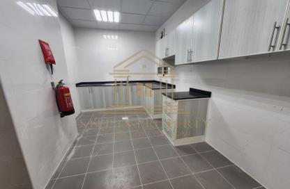 Apartment - 3 Bedrooms - 3 Bathrooms for rent in Al Jazeera Street - Fereej Bin Mahmoud North - Fereej Bin Mahmoud - Doha