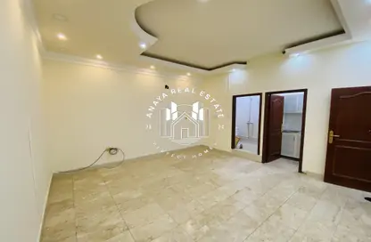 شقة - 1 حمام للايجار في شارع المطار القديم - طريق المطار القديم - الدوحة