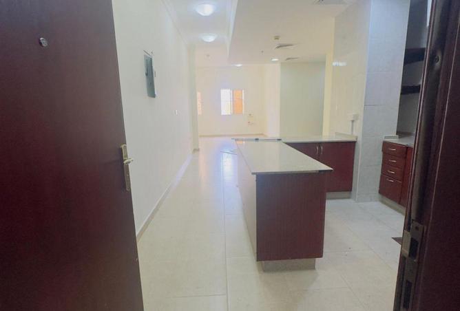 53330700 - Property Image 2