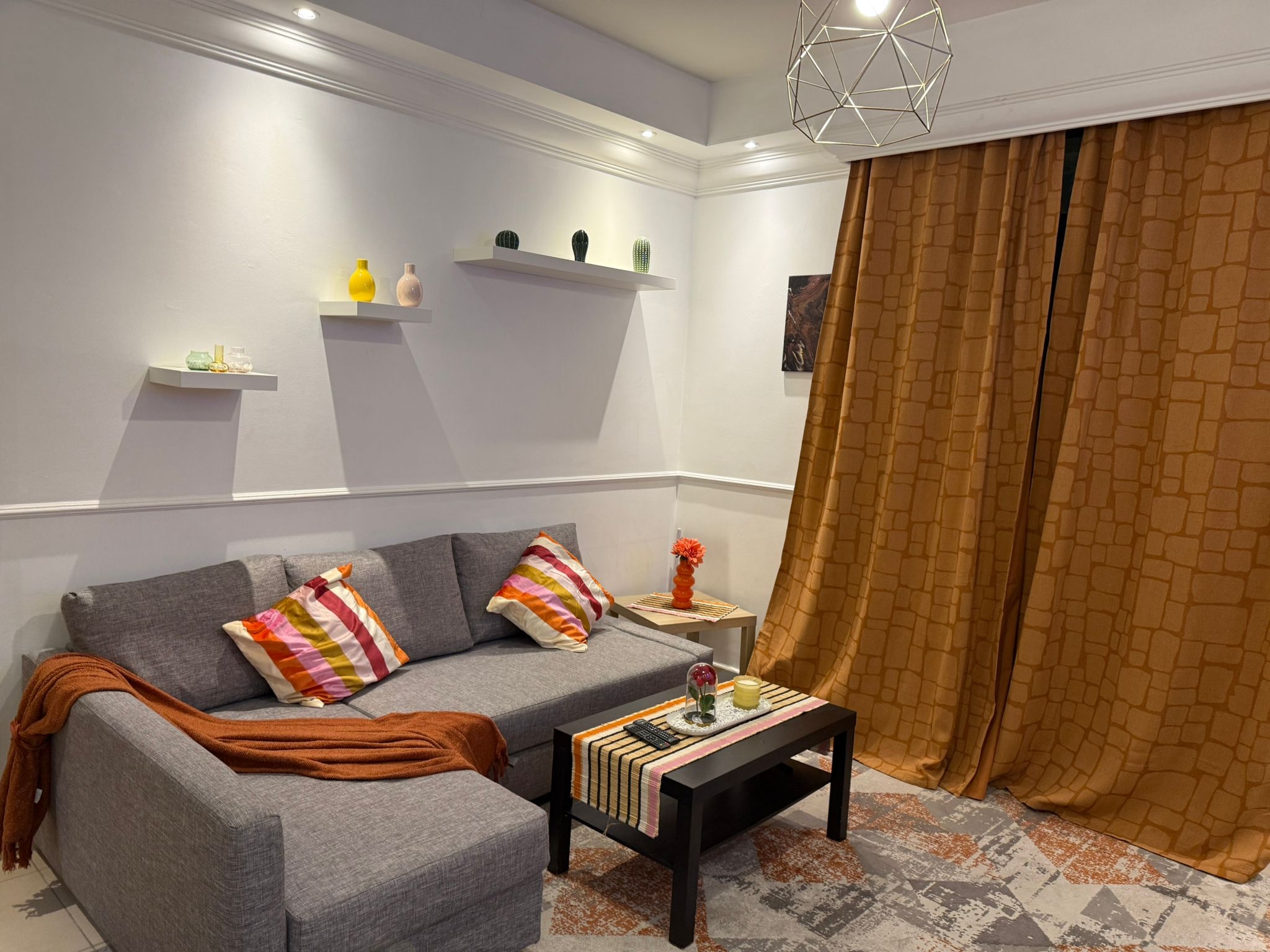 LUXURY UPGRADE 1BEDROOM FULLY FURNISHED 2 BALCONY thumbnail 11