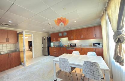 Apartment - 2 Bedrooms - 3 Bathrooms for rent in East Porto Drive - Porto Arabia - The Pearl Island - Doha
