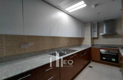 Apartment - 1 Bedroom - 3 Bathrooms for rent in East Porto Drive - Porto Arabia - The Pearl Island - Doha