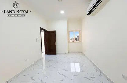 Apartment - 3 Bedrooms - 2 Bathrooms for rent in Al Nasr Street - Al Nasr - Doha