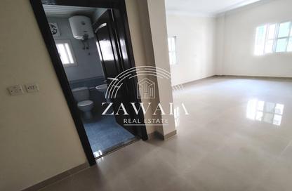 Apartment - 3 Bedrooms - 3 Bathrooms for rent in Al Jazeera Street - Fereej Bin Mahmoud North - Fereej Bin Mahmoud - Doha Apartment - 3 Bedrooms - 3 Bathrooms for rent in Al Jazeera Street - Fereej Bin Mahmoud North - Fereej Bin Mahmoud - Doha