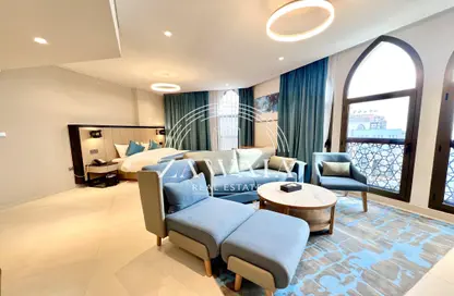 Apartment - Studio - 2 Bathrooms for rent in La Plage West - La Plage - The Pearl Island - Doha