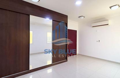 Apartment - Studio - 1 Bathroom for rent in Bu Hamour Street - Abu Hamour - Doha