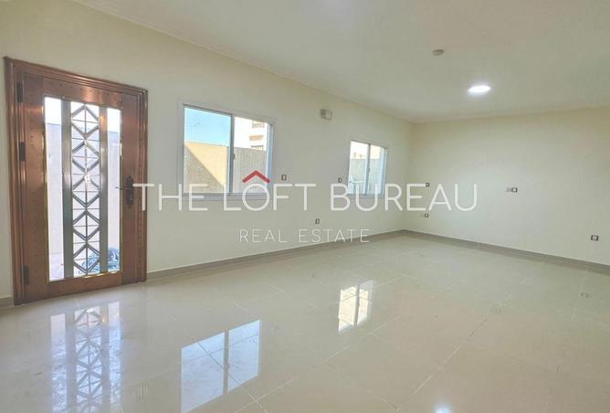 53522004 - Property Image 2