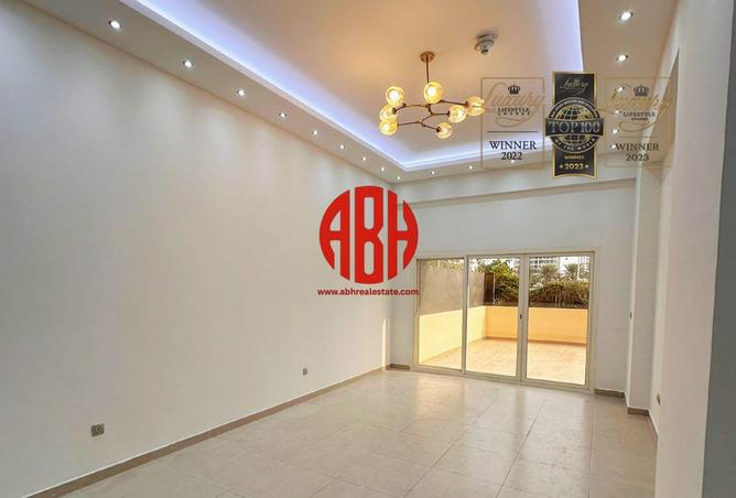 51673158 - Property Main Image